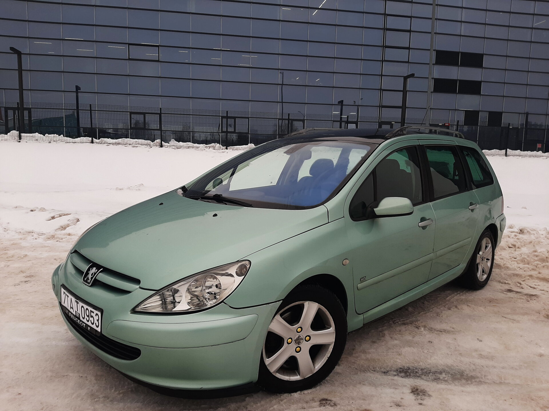 Peugeot 307 (2005) I, 304000 тыс. км, универсал, 2000 см3, механическая,  дизель, передний привод, купить в кредит в Минске