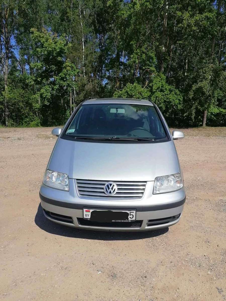 Volkswagen Sharan (2008) , 355000 тыс. км, минивэн, 1800 см3, механическая,  бензин, передний привод, купить в кредит в Минске